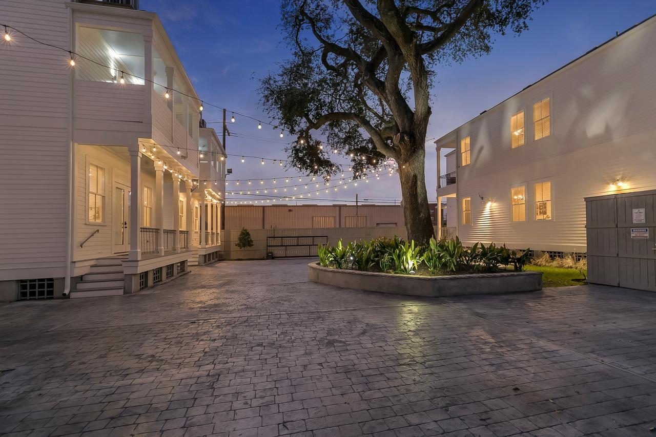 דירות ניו אורלינס Modern 2Br On Carondelet By Hosteeva מראה חיצוני תמונה