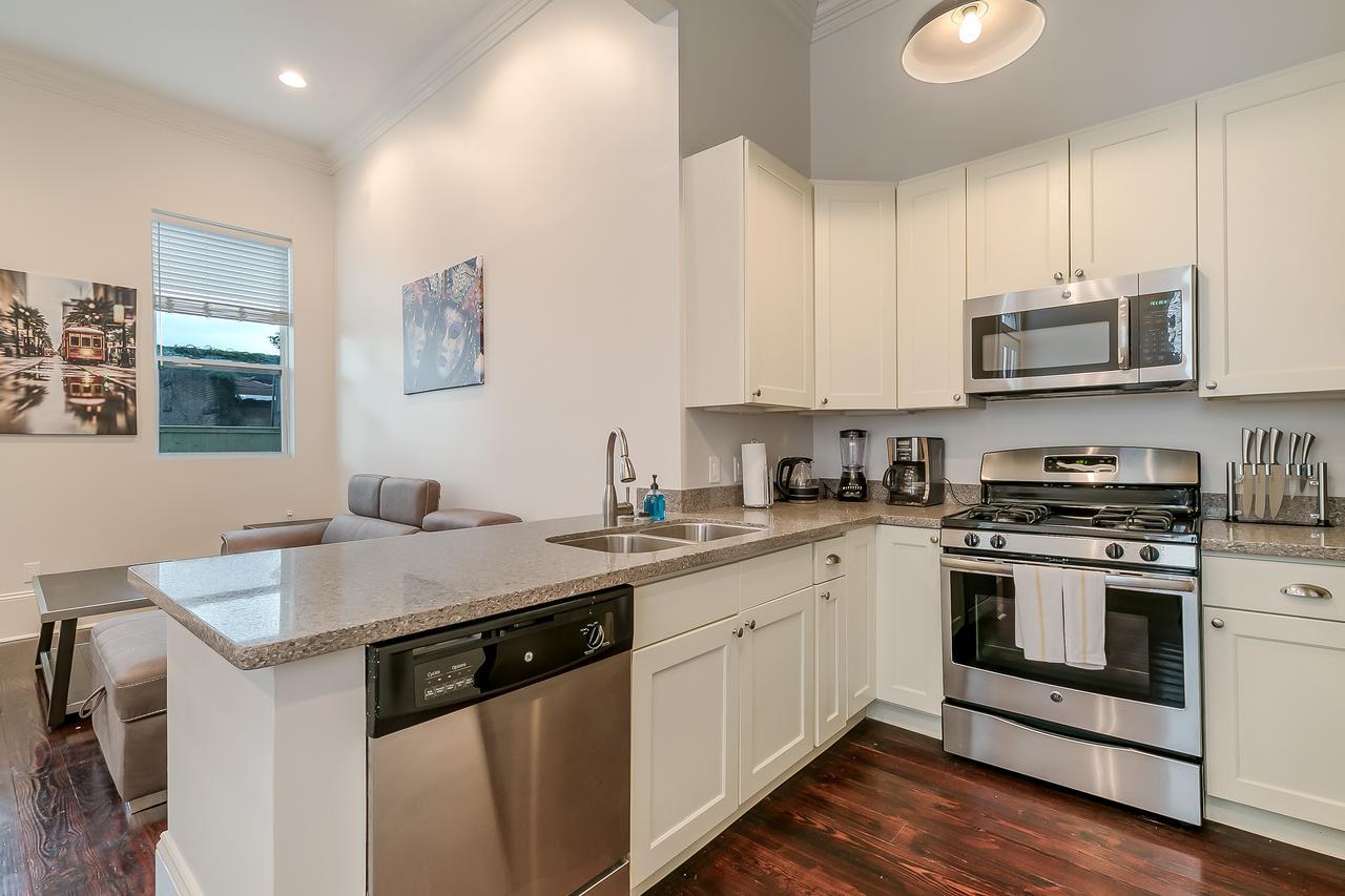 דירות ניו אורלינס Modern 2Br On Carondelet By Hosteeva מראה חיצוני תמונה