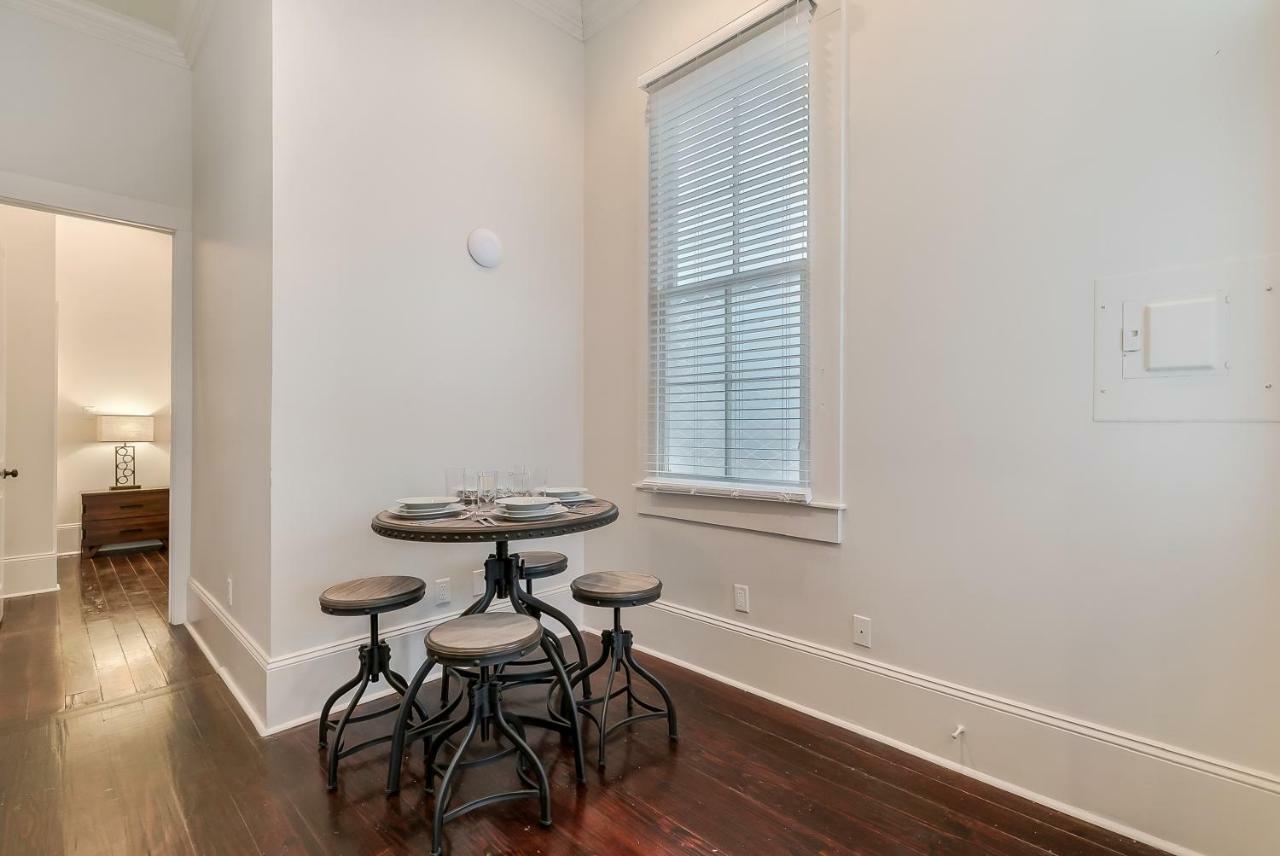דירות ניו אורלינס Modern 2Br On Carondelet By Hosteeva מראה חיצוני תמונה