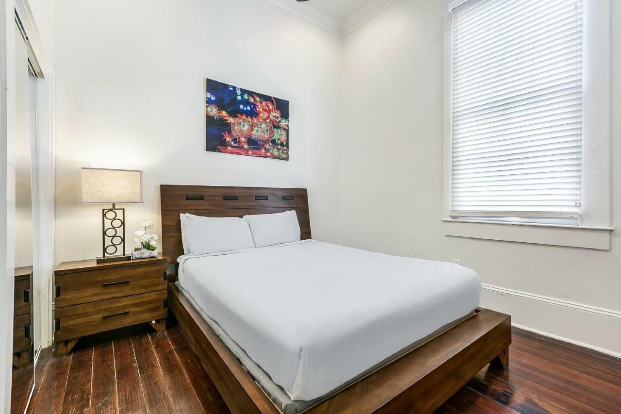 דירות ניו אורלינס Modern 2Br On Carondelet By Hosteeva מראה חיצוני תמונה